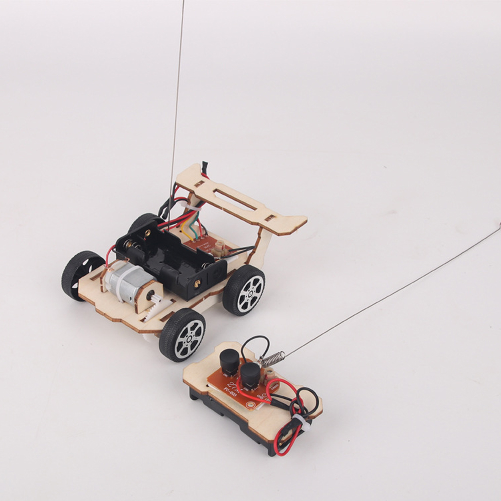 DIY RC Car Model Assemble Kit  - Science Max のレビューと価格